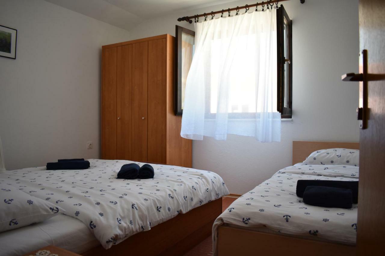 Nin-dodo Apartment