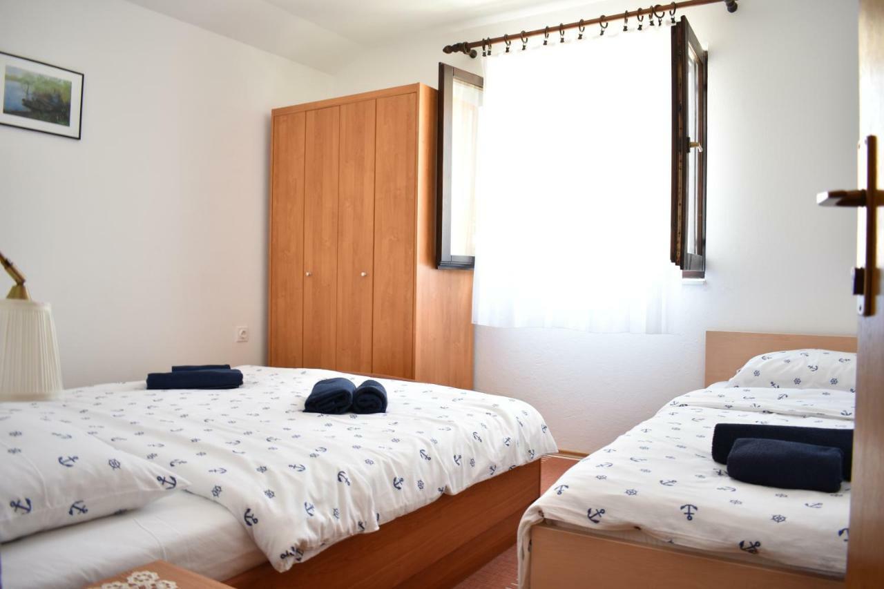 Apartment Nin-dodo Nin